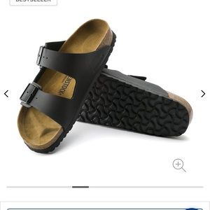 Black Arizona Birkenstock Sandals (Like New)